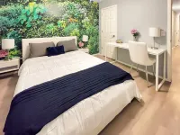 Cozy Gas Fire Pit and Modern Open Space - Charming Retreat Hotels near Springdale