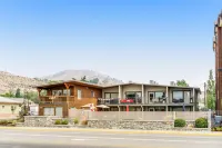 Cabana #11 Hotels in Chelan