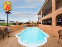 Super 8 by Wyndham San Antonio/Riverwalk Area Hotels near Comanche Park