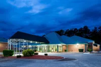 Days Inn by Wyndham Petersburg/South Fort Lee - Parkplatz