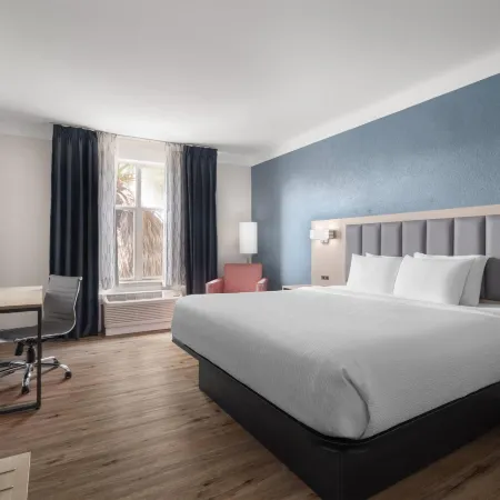 Wingate by Wyndham Savannah Gateway