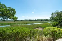 Incredible Marsh Views and Spacious Living - Charming Coastal Retreat
