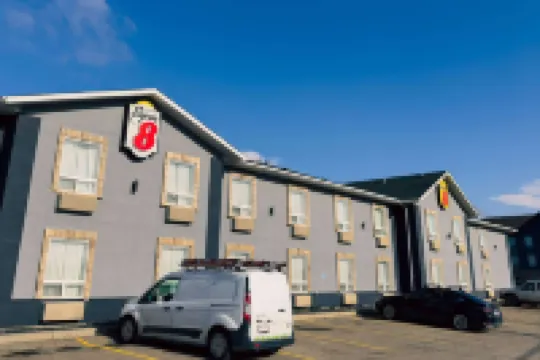 Super 8 by Wyndham Dawson Creek