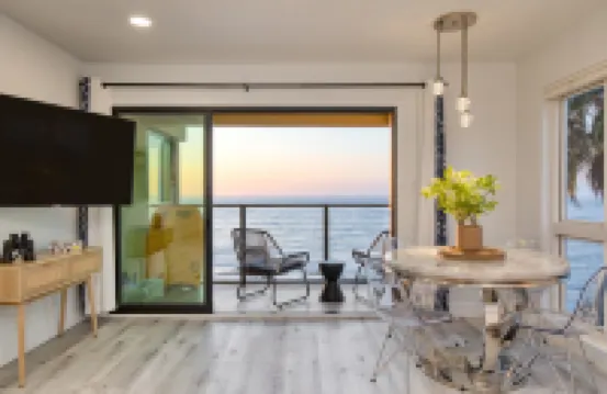 Ocean Views and Private Balcony - Stunning Coastal Hideaway