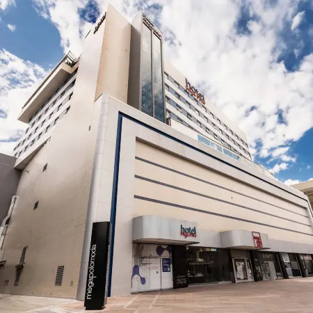 Hotel Mega Polo Отели рядом с достопримечательностью «Сантана»