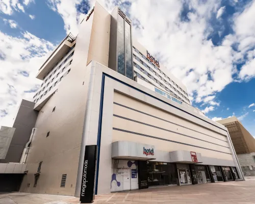 Hotel Mega Polo Hotels near Pari