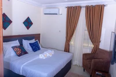 House 7 Resort Hotel a Bida
