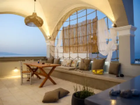 Central Hostel Oia Hotels near Ammoudi Bay