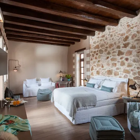 Serenissima Boutique Hotel