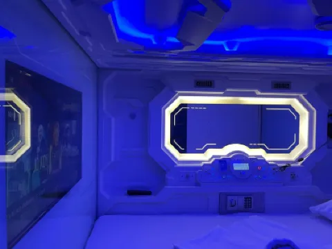 Bmax Spacepods Các khách sạn gần Đền Mactan