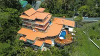 Issimo Suites (Adults Only)