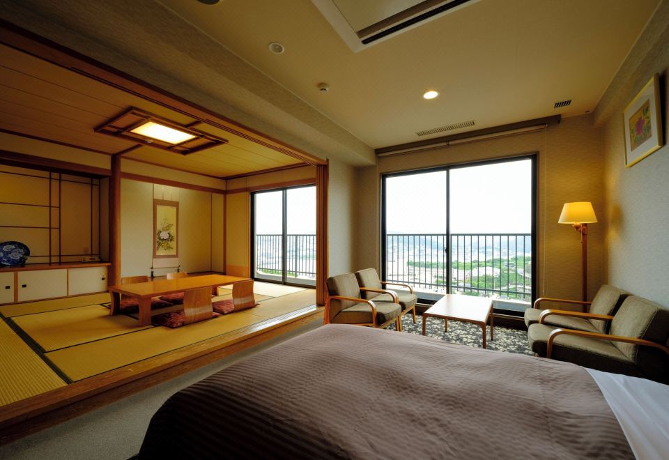 2. 이나사야마 간코..