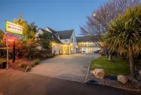 Kings Gate Motel Hotels in 