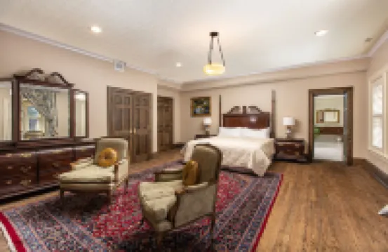 Frederick Stearns House Historic Inn