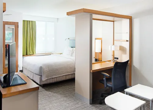 SpringHill Suites Carle Place Garden City