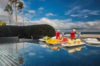Kandaya Resort - Pools