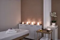 100 裏澤海濱度假村 - 全球小型奢華酒店 - SPA