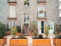 Hôtel le Croiseur Ginette - Entièrement rénové Hotels near La Cité