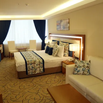 Yol Is Holiday Trabzon Hotels near St. Anne's Church