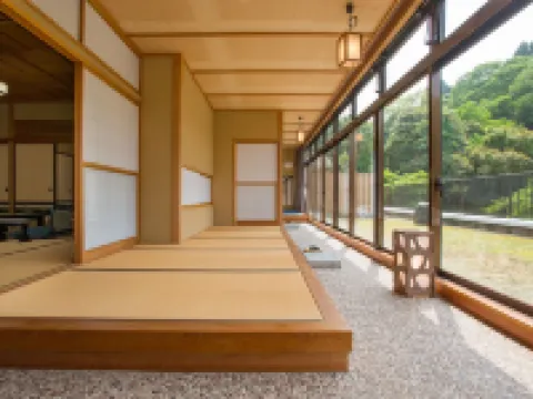 武迷阿卡里酒店 冰見市酒店