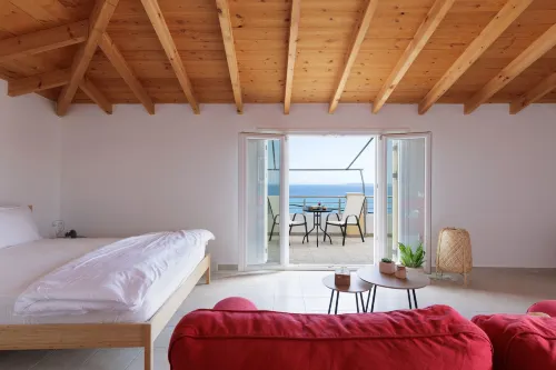 The Island Life Apartments by Konnect, Ipsos Beach - Homestays