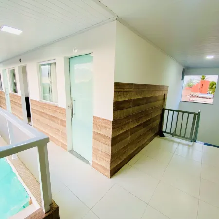 Piratas Do Morro Pousada & Hostel