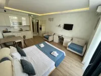 Holiday Lux Sea Towers Batumi - Bintang 2