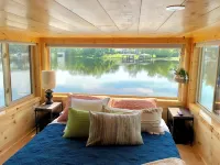 Orlando Lakefront Tiny House Community Hotels near Greyhound: Bus Station