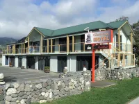 Gladstone Motel Hotel di 