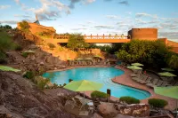 Marriott Phoenix Resort Tempe at the Buttes - Pools