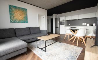 9 Palms by Smart City Stays