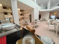 InHouse León - breakfast