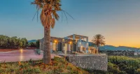 Plakakia Luxury Apartments - Homestays
