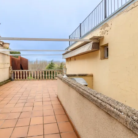 Hostal SIN Recep24H Puerta de la Villa - Pet Friendly & Restaurante