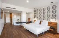 Shota @ Rustaveli Boutique Hotel