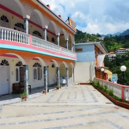 Miandam Guest House Отели в г. Сват