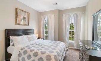 Experience a First Class Stay - 2 Bdrm