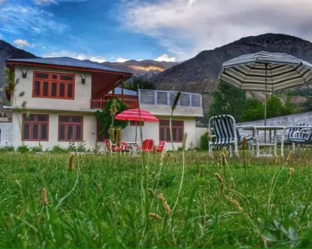 Chitral Guest House Hotels in Chitral
