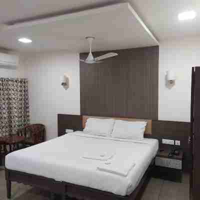 Hotel Sownthariyam Rooms
