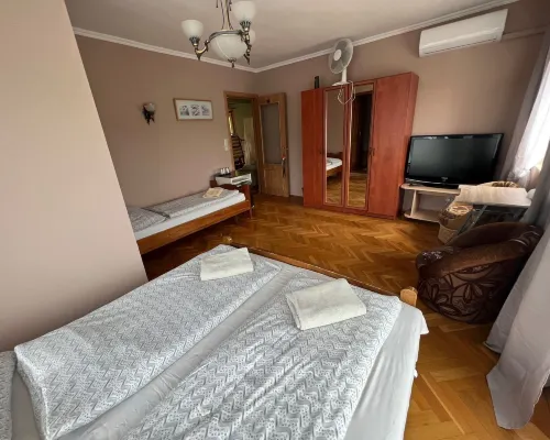 Villamerica Hotels in Miskolc