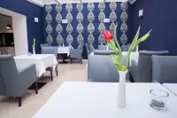 Haus Hotel & Pension Villa Laluna Các khách sạn ở Cattenstedt