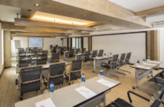 โรงแรมเคบ บางเสร่ พัทยา