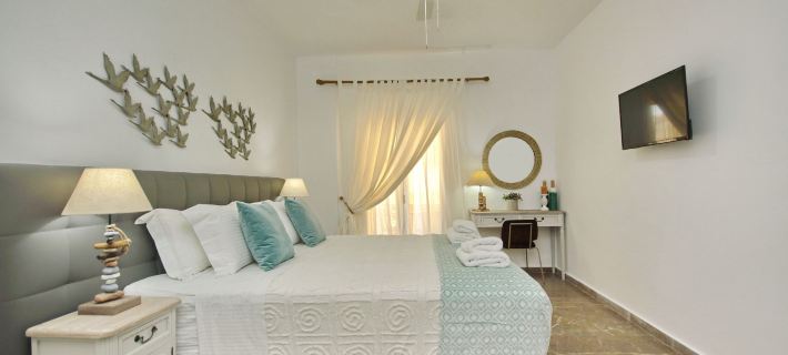 Aloe Luxury Apartments Отели в г. Арголида