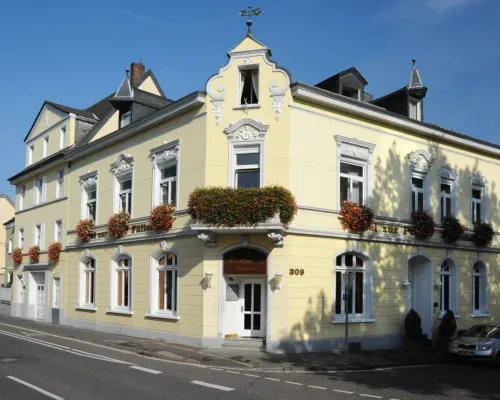 Hotel Restaurant Zur Post Hotels in Bonn