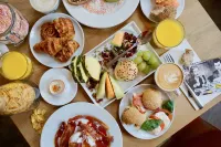 Court Hotel Utrecht City Centre - Bữa sáng