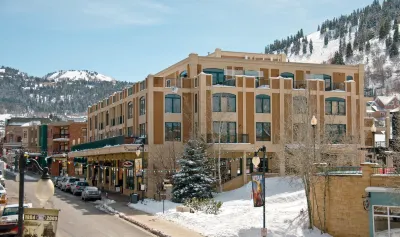 The Caledonian by All Seasons Resort Lodging Hotels near Sitka Super Park