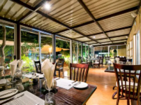 アワス シティ ホテル ウィントフークのホテル