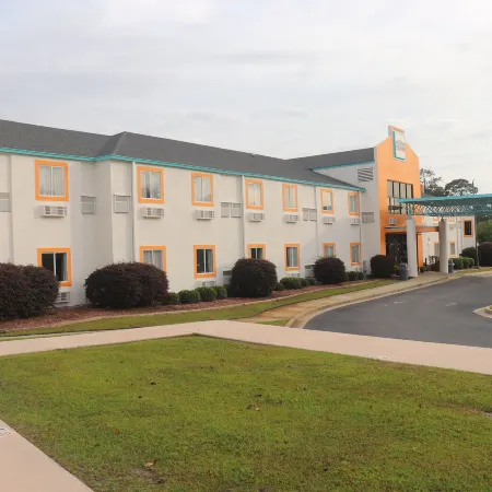 Howard Johnson by Wyndham Tifton GA I-75