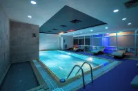 GRAND S HOTEL - Pools