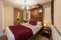 Cromwell's Tap House Hotels in Shrewsbury